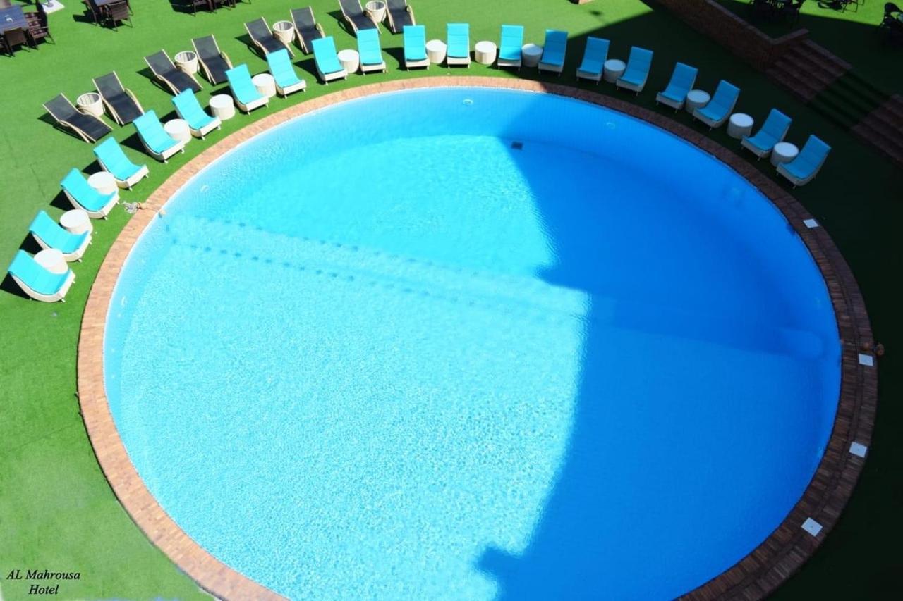 Fleet Club Mahrousa Alejandría Exterior foto A swimming pool